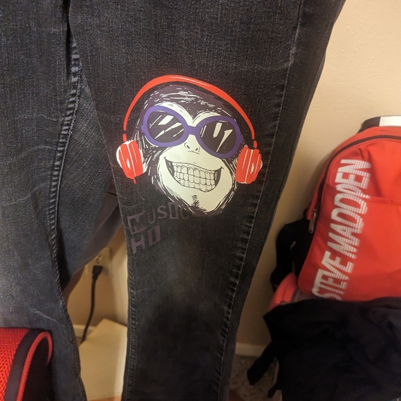 Clothes customs - Picture 8 of 12